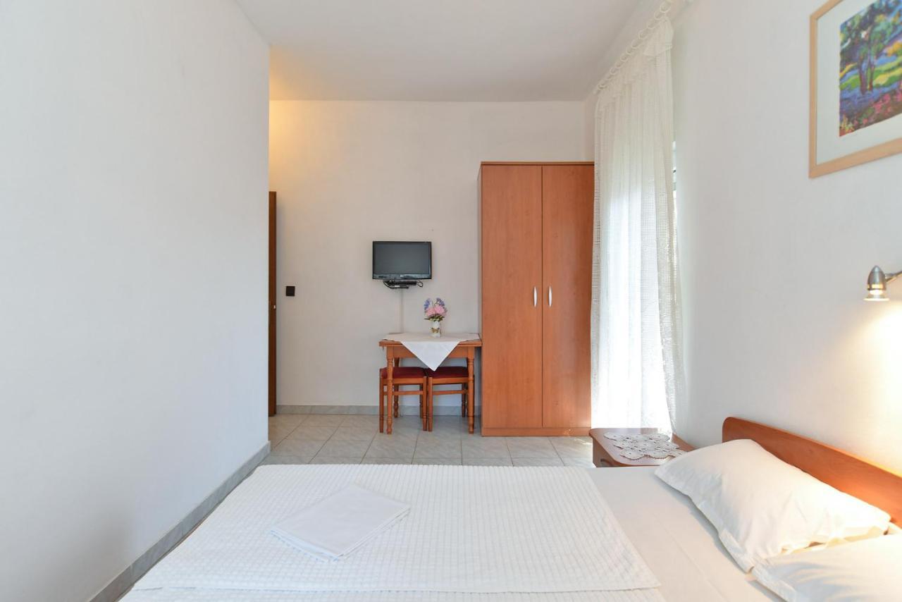 Apartment Bozo 1631 Фажана Экстерьер фото